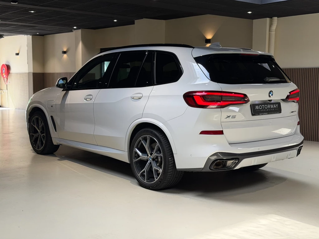 BMW X5 – foto 2
