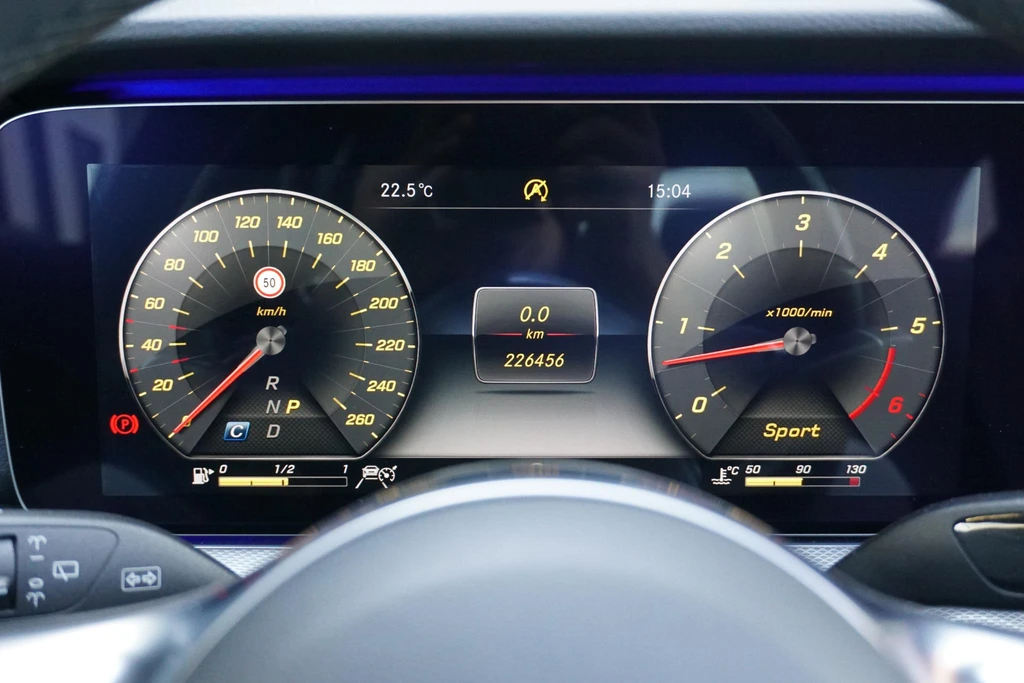 Mercedes-Benz E-Klasse – foto 31