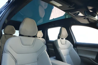 Volvo EX90 – thumbnail 7