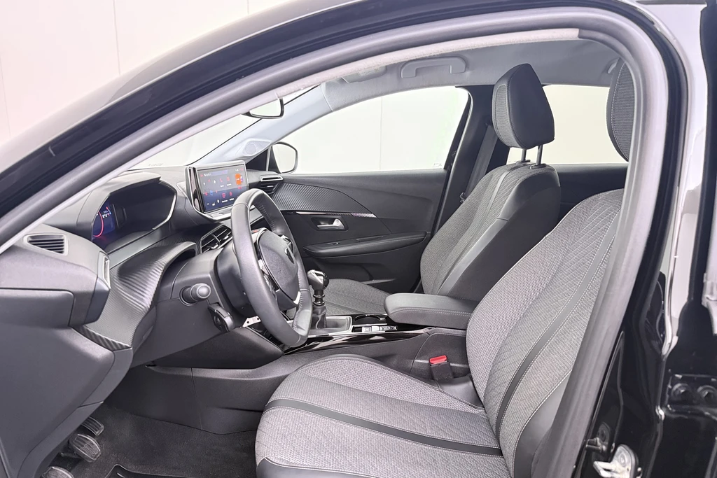 Peugeot 208 – foto 10