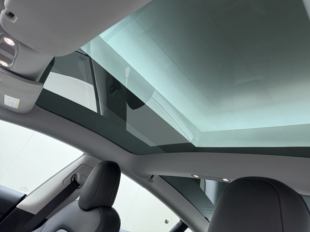 Tesla Model 3 – foto 16
