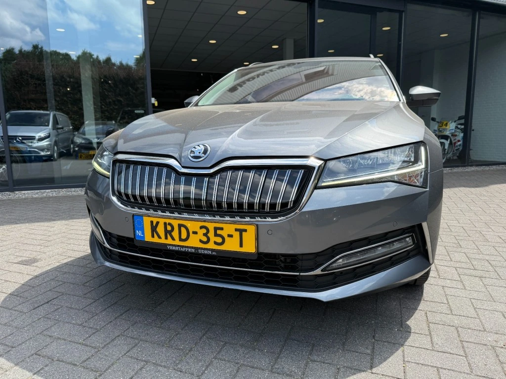 Škoda Superb – foto 12