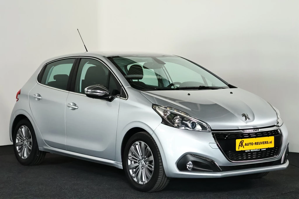 Peugeot 208 – foto 6