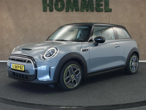 Mini Mini Electric Classic 33 kWh SOH 95.3 %!! - ORIGINEEL NEDERLANDSE AUTO - AUTOMATISCHE AIRCO - APPLE CARPLAY/ANDROID AUTO - KEYLESS START - LED KOPLAMPEN - CRUISE CONTROL - LICHTMETALEN VELGEN - MULTIMEDIAVOORBEREIDING - 3 FASE LADEN
