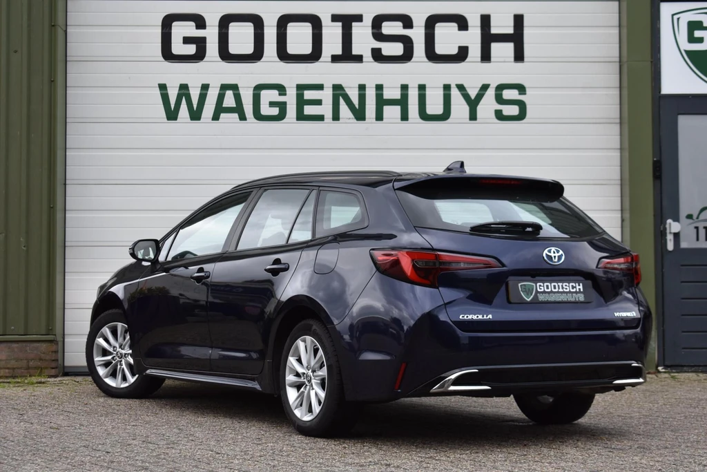 Toyota Corolla Touring Sports – foto 2