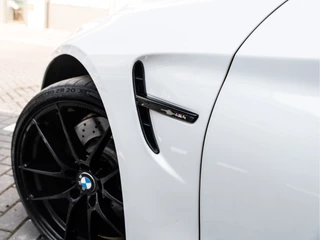 BMW M4 – thumbnail 19