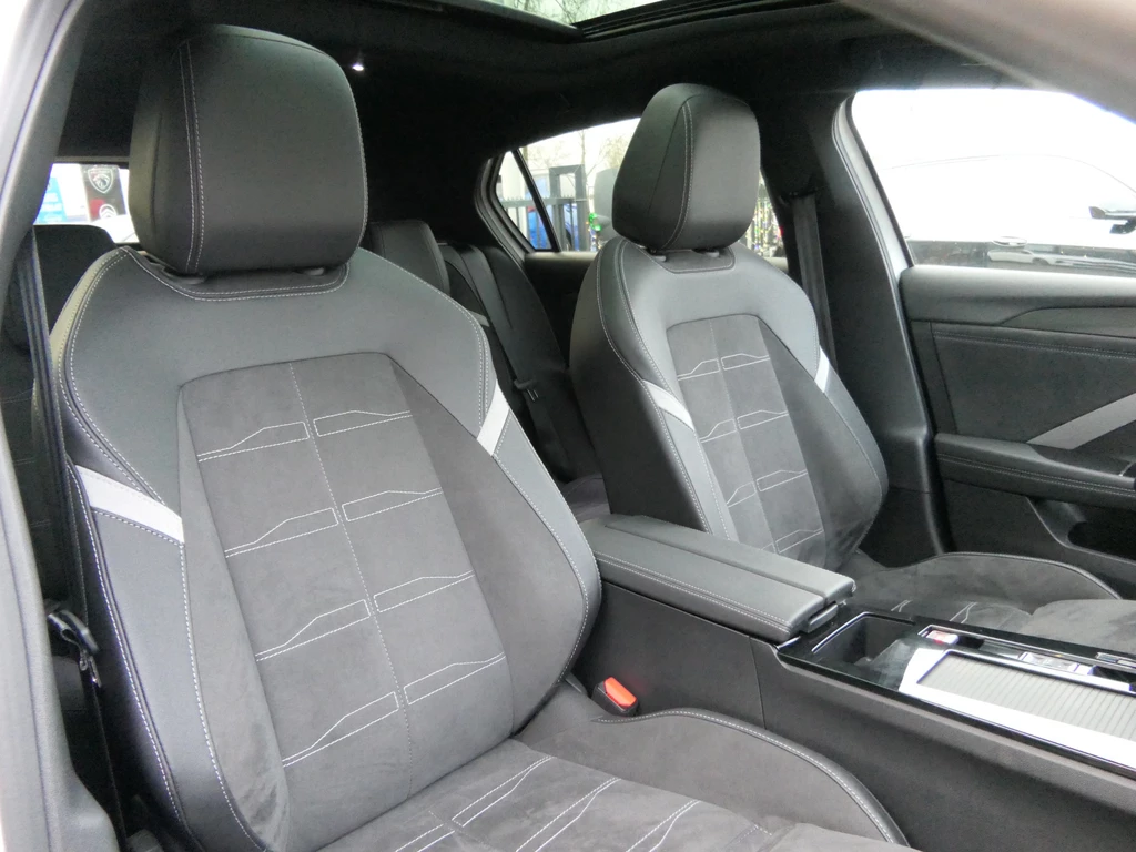 Opel Astra – foto 18