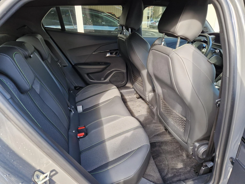 Peugeot e-2008 – foto 14