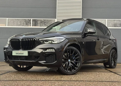 BMW X5 xDrive45e M-sport High Executive |Bowers & Wilkins |Alcantara hemel |Luchtvering |Pano |360° |Head-Up |Sfeer