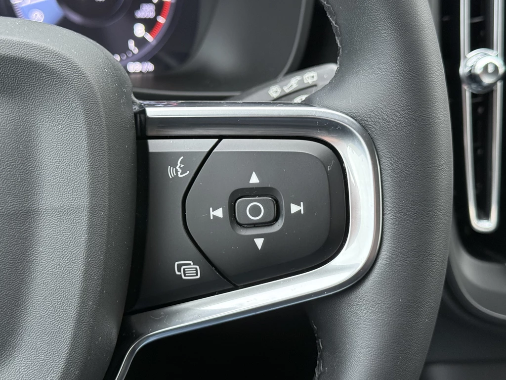 Volvo XC40 – foto 18