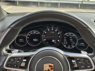 Porsche Cayenne – thumbnail 12