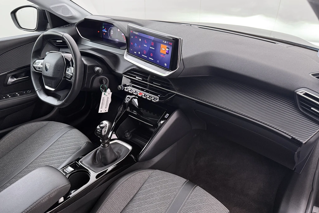 Peugeot 208 – foto 15
