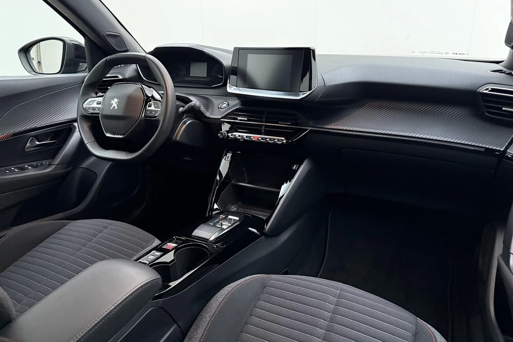 Peugeot e-2008 – foto 10