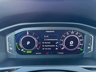Volkswagen Passat – thumbnail 31