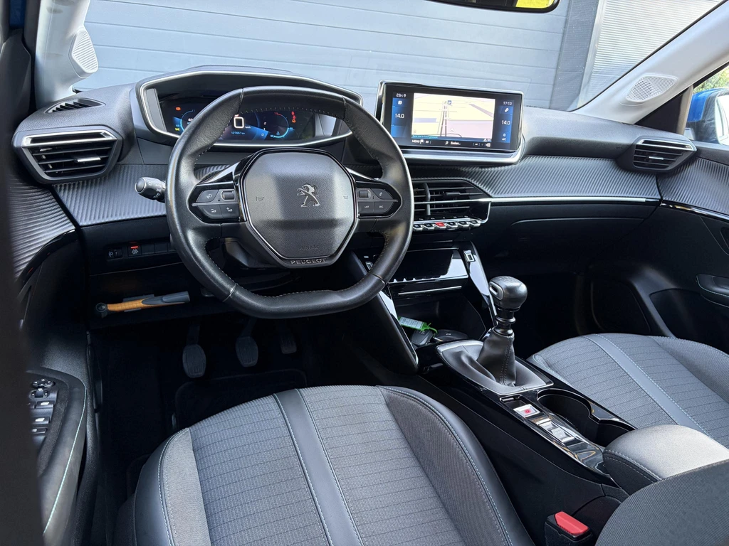 Peugeot 208 – foto 13