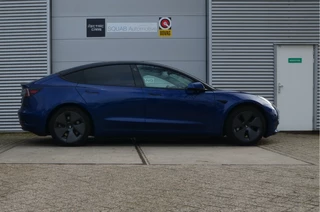 Tesla Model 3 – thumbnail 4