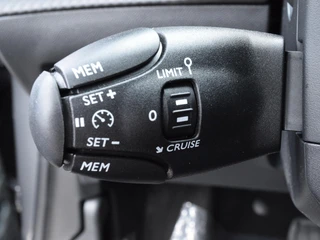 Peugeot 208 – thumbnail 18