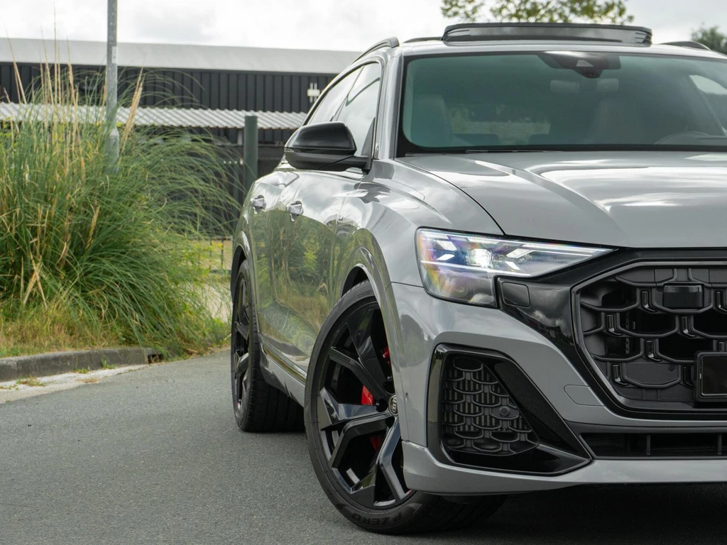 Audi Q8 – foto 11