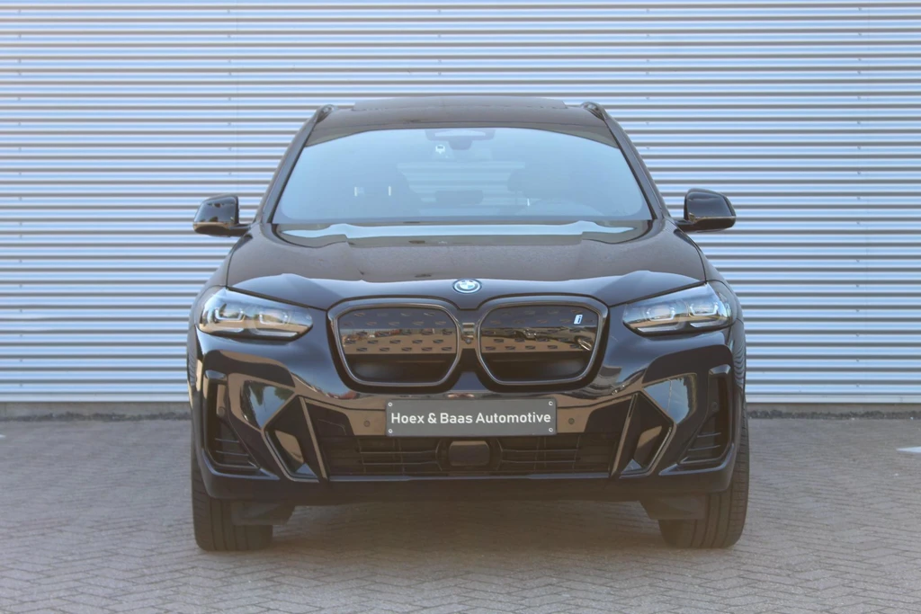 BMW iX3 – foto 8
