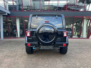 Jeep Wrangler – thumbnail 2