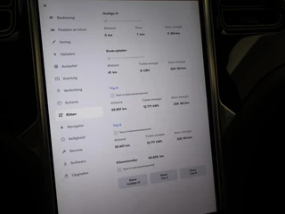 Tesla Model X – thumbnail 47