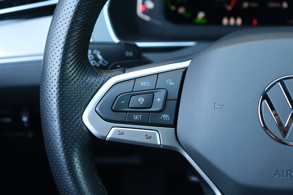 Volkswagen Passat – foto 20