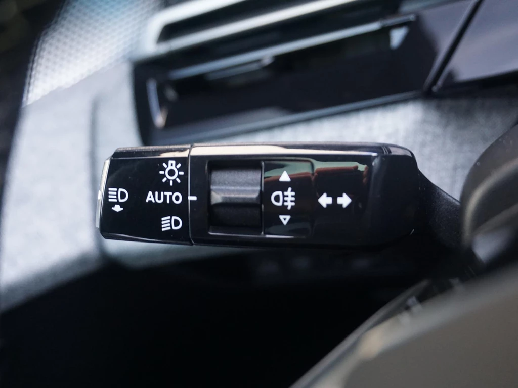 Peugeot e-5008 – foto 19