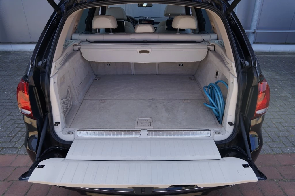 BMW X5 – foto 22