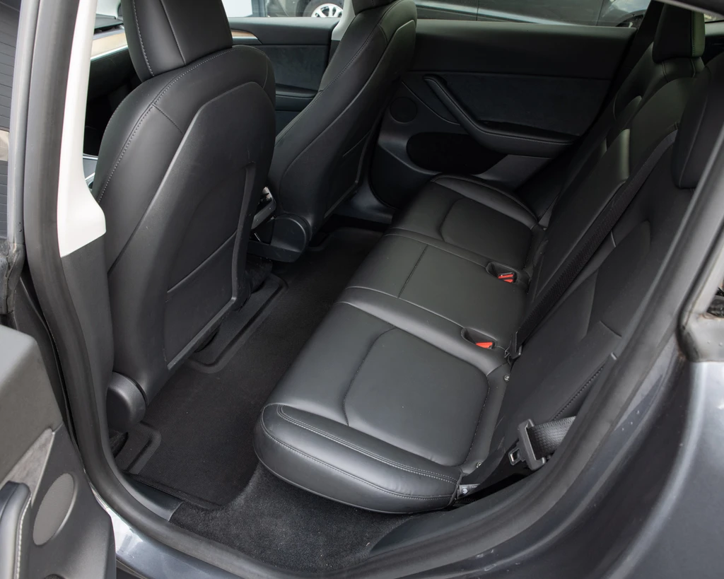 Tesla Model Y – foto 27