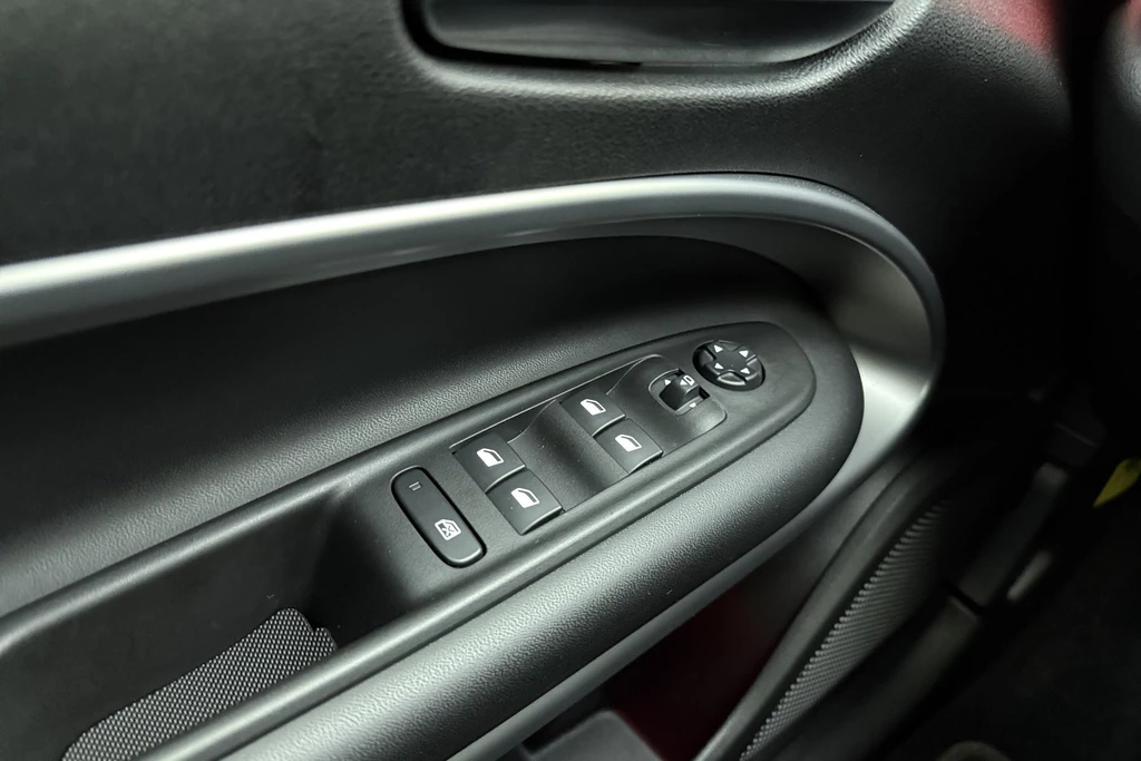 Jeep Avenger – foto 18