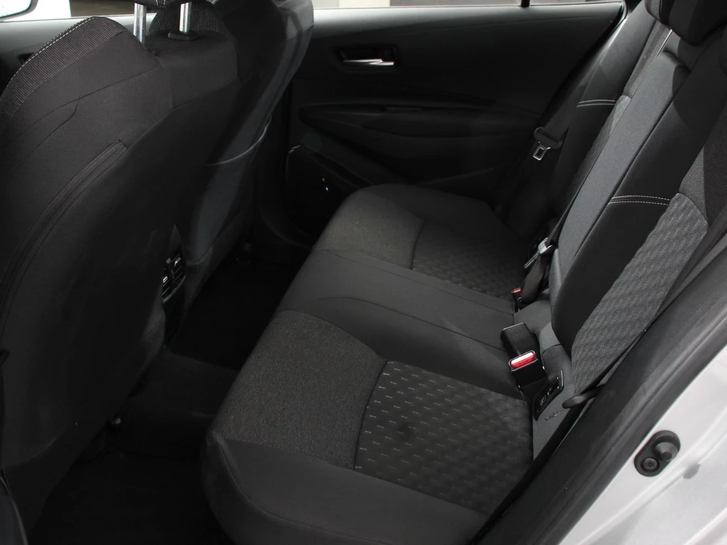 Toyota Corolla Touring Sports – foto 15