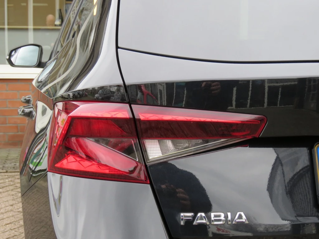 Škoda Fabia – foto 18