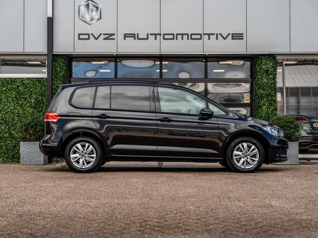 Volkswagen Touran – foto 5