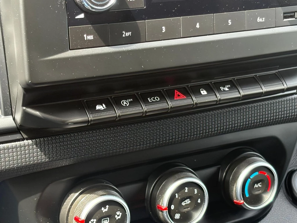 Renault Trafic – foto 23