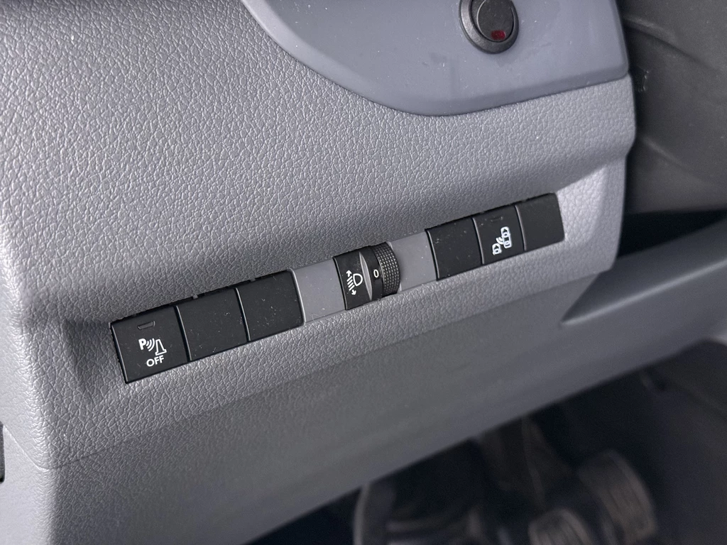Opel Vivaro – foto 25