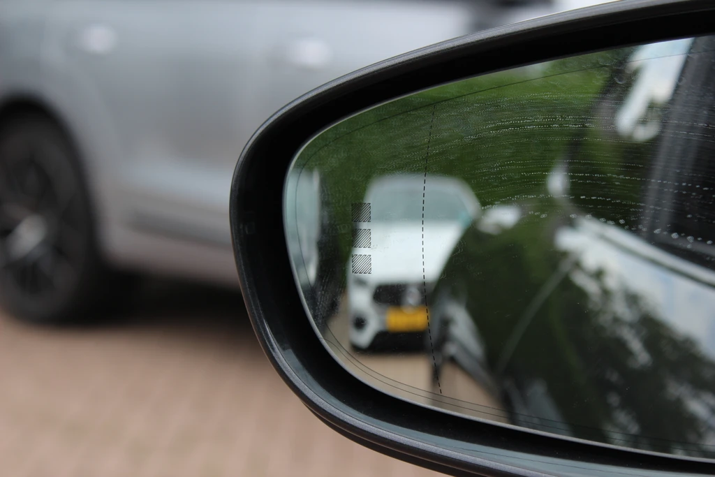 Porsche Taycan – foto 25