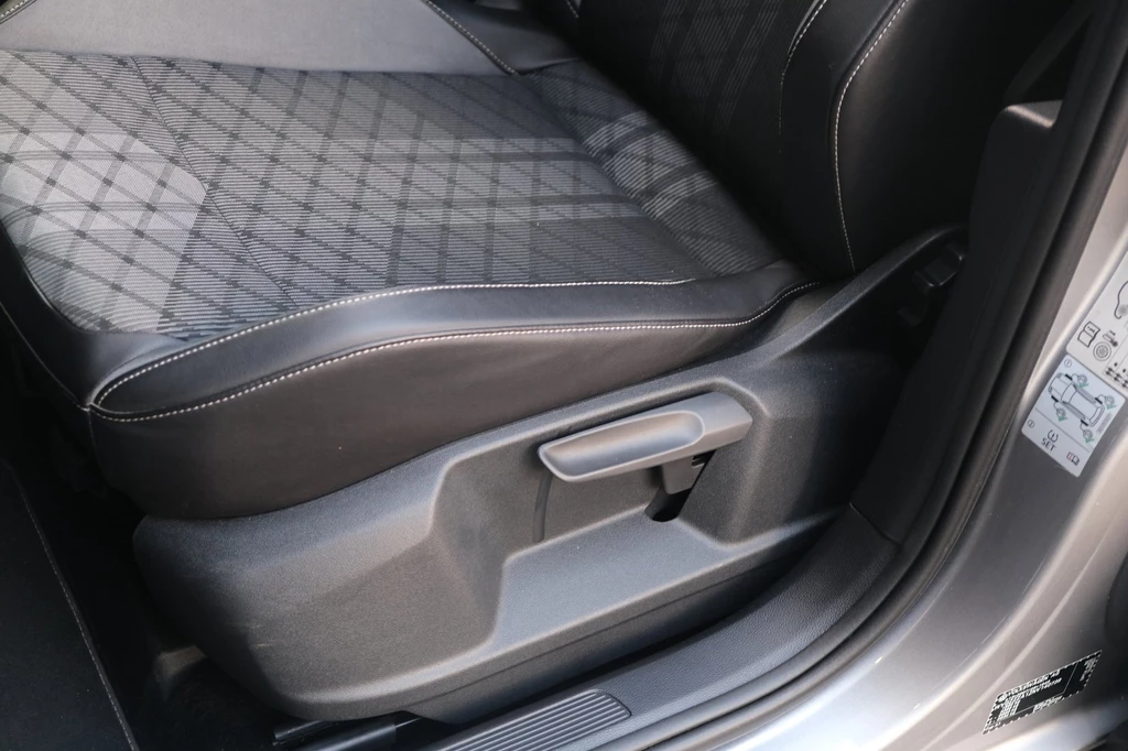 Volkswagen T-Roc – foto 37
