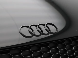Audi R8 – thumbnail 17
