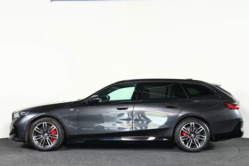 BMW i5 – foto 2