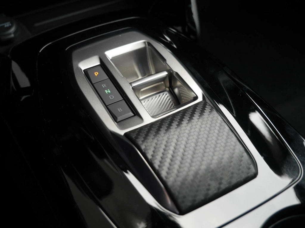 Peugeot e-2008 – foto 27