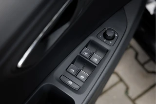 SEAT Leon – thumbnail 32