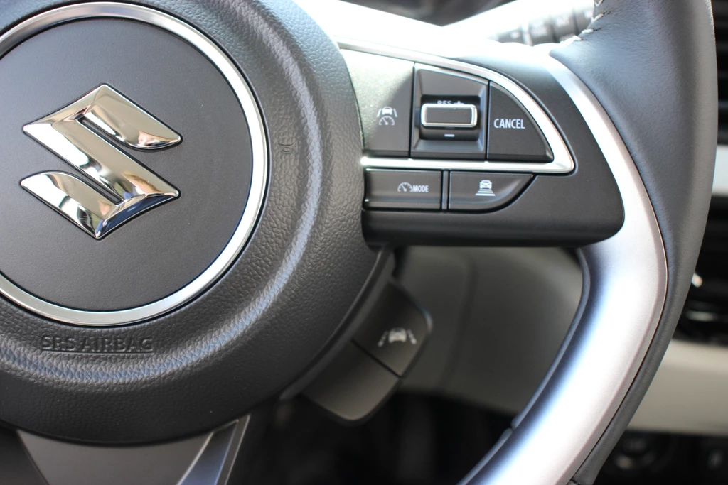 Suzuki Swift – foto 17