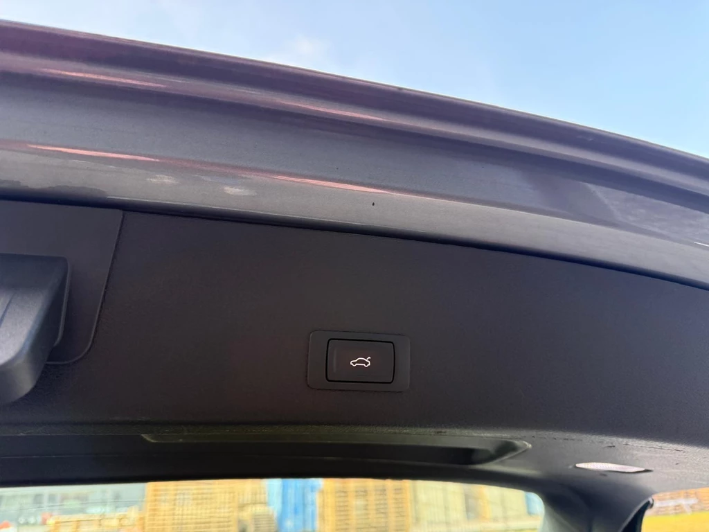 Audi e-tron – foto 12