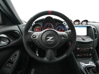 Nissan 370Z – thumbnail 18