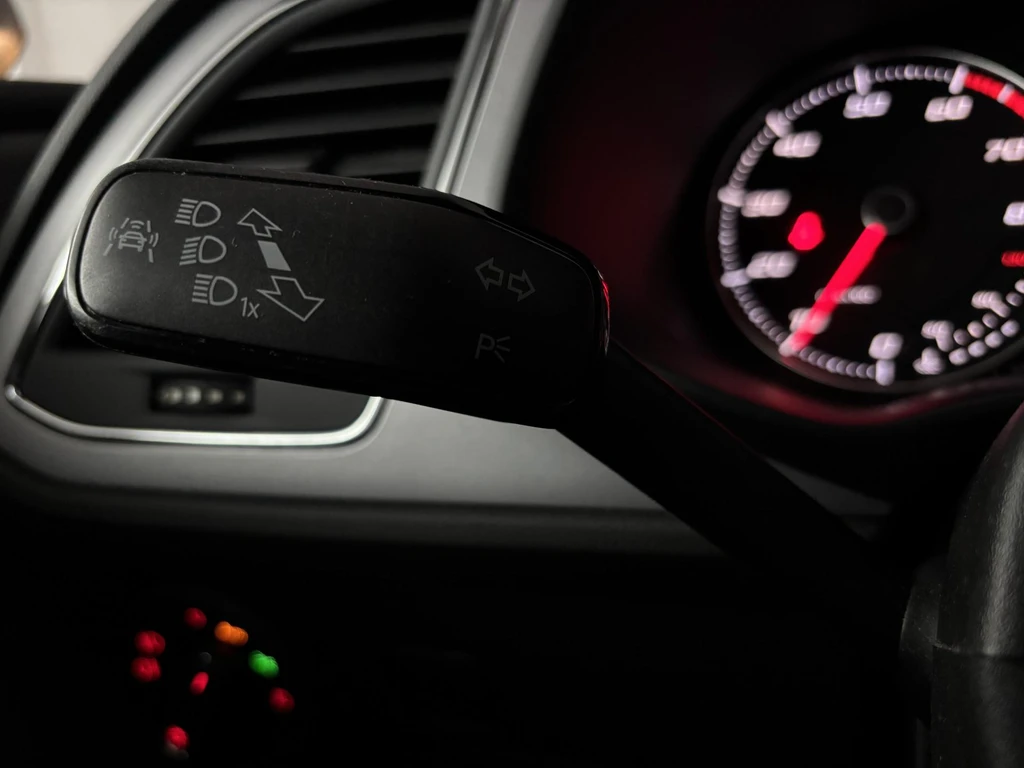 SEAT Leon – foto 16