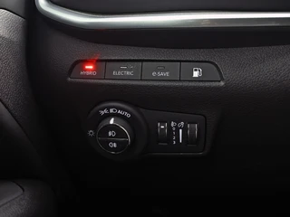 Jeep Compass – thumbnail 23