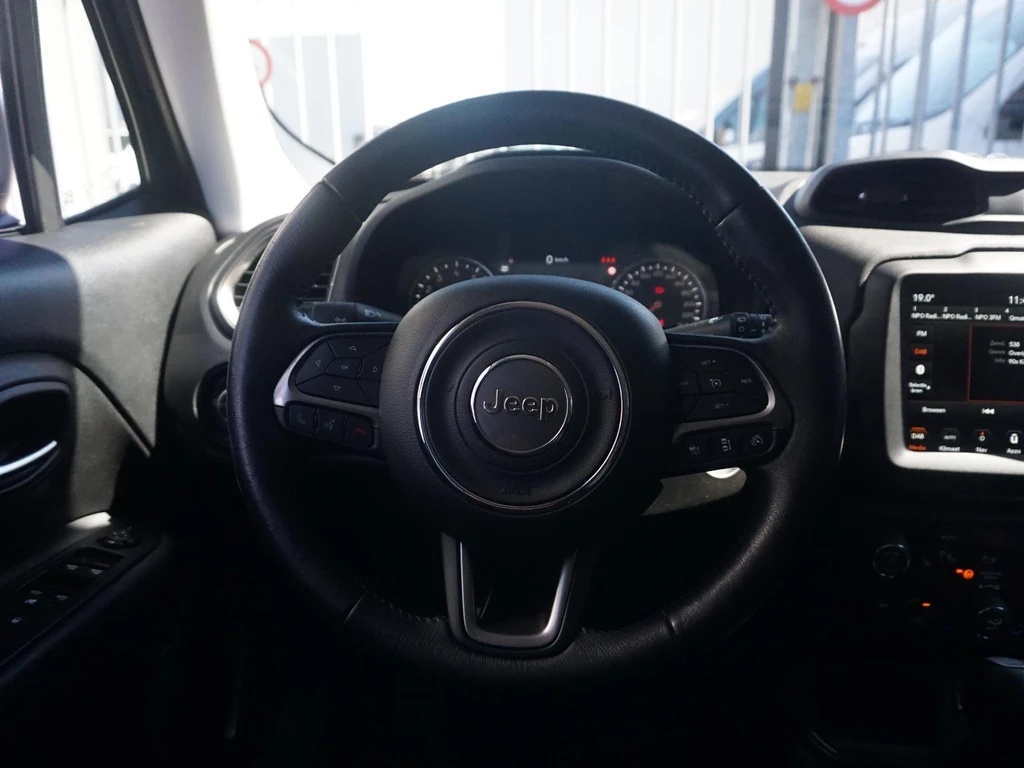 Jeep Renegade – foto 16