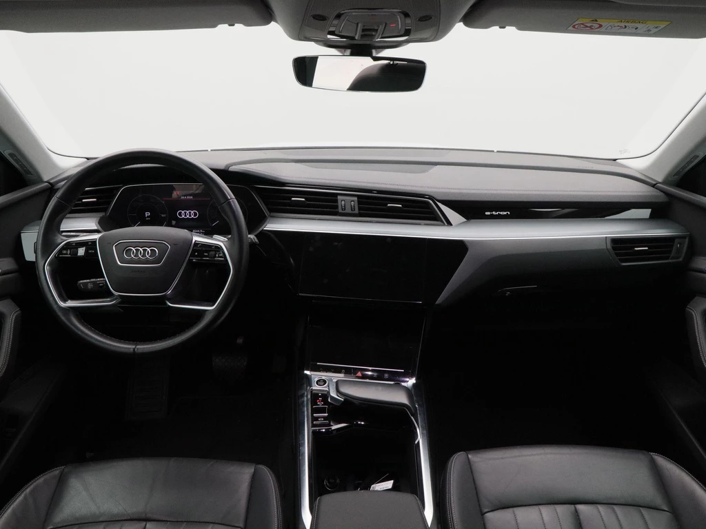 Audi e-tron – foto 14