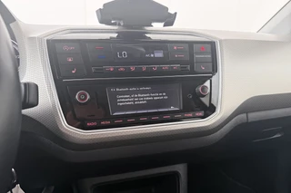 Volkswagen up! – thumbnail 22