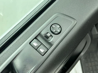 Opel Vivaro – thumbnail 24